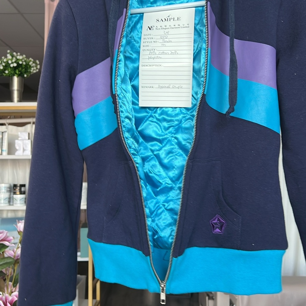 coat - Picture 3 of 4